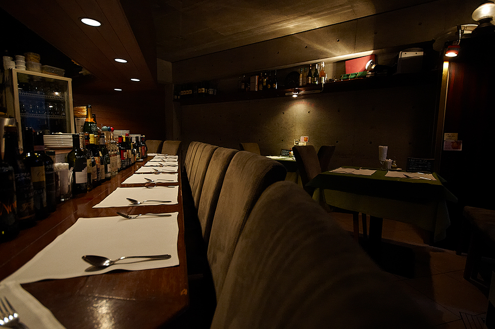 ゴメンヤ(店内画像)