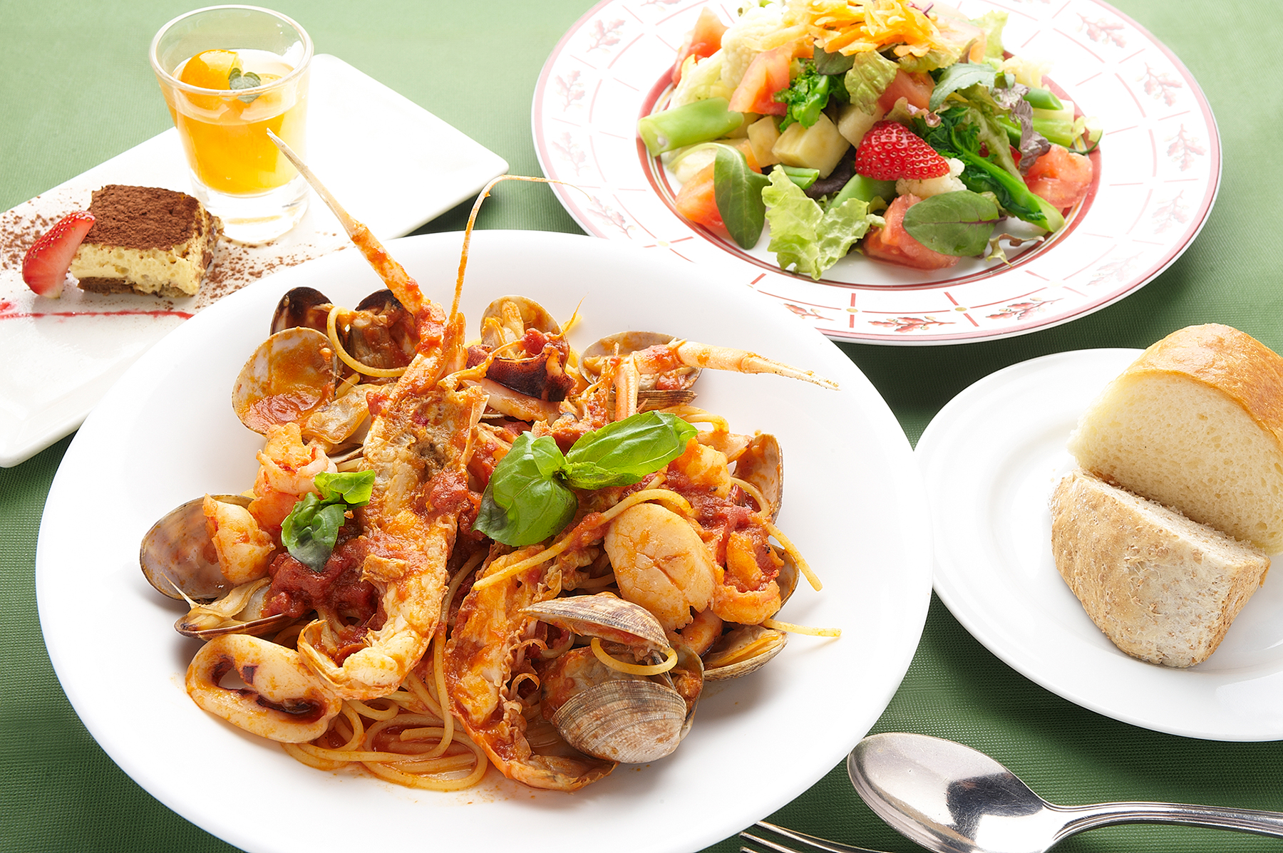 ゴメンヤ(料理画像)